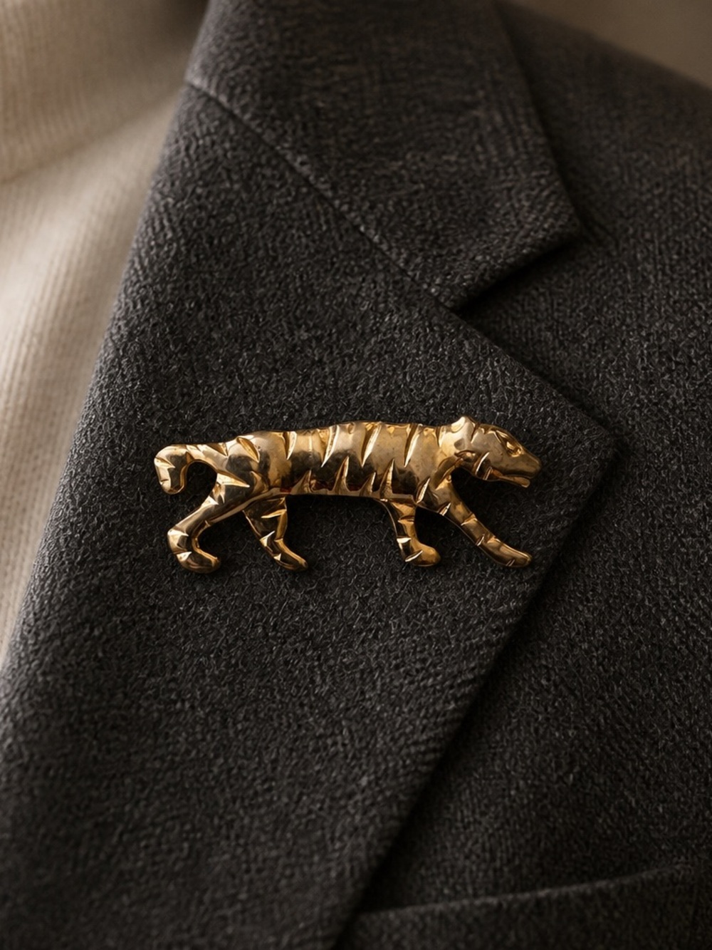 Gold Tiger-Shaped Lapel Pin for Men or Women